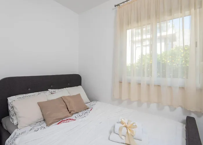 Apartments Lenka