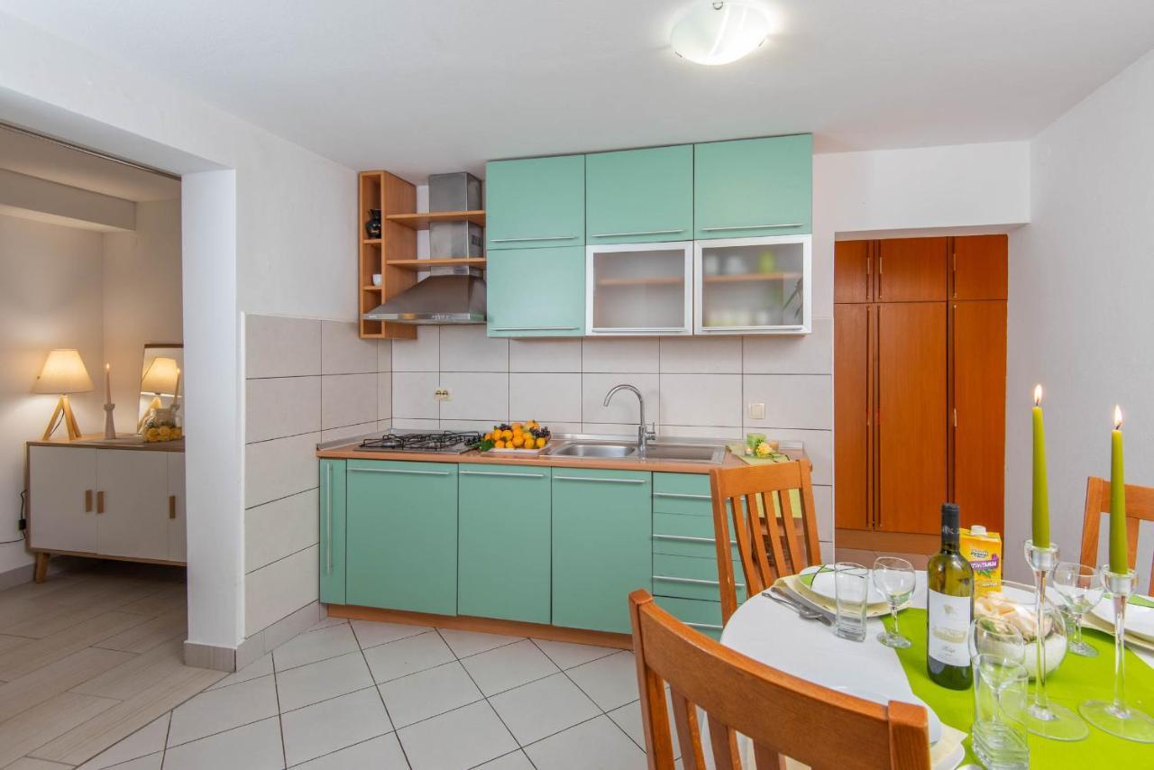 Appartement Lenka *